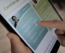 Computadora con la página de registro de la UdeG 