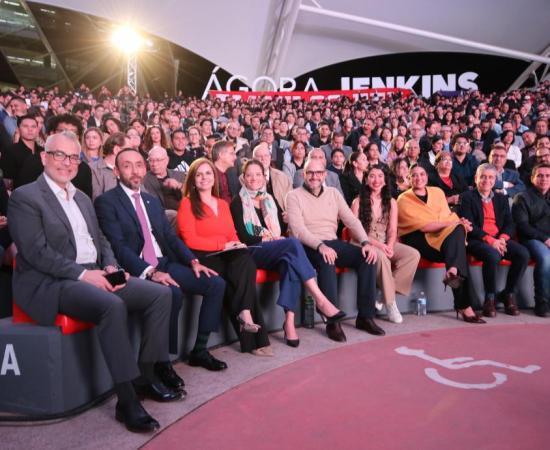 Asistentes al informe de la FEU