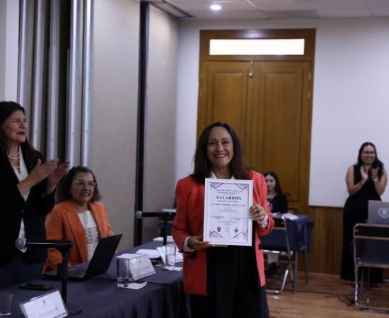 Maestra Margarita Alegría Suárez, Jefa de la Unidad de Atención a Medios de la Coordinación General de Comunicación Social