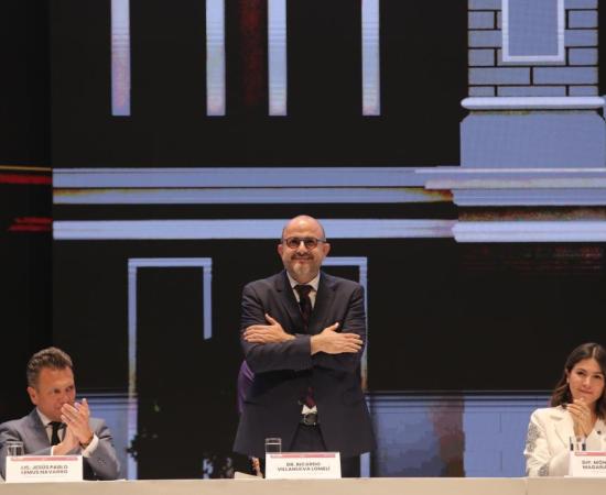 Dr. Ricardo Villanueva Lomelí, Rector de la UdeG