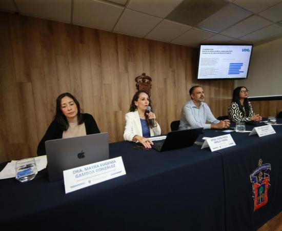 Rueda de prensa para presentar el microcurso “STEM, nutrición comunitaria"