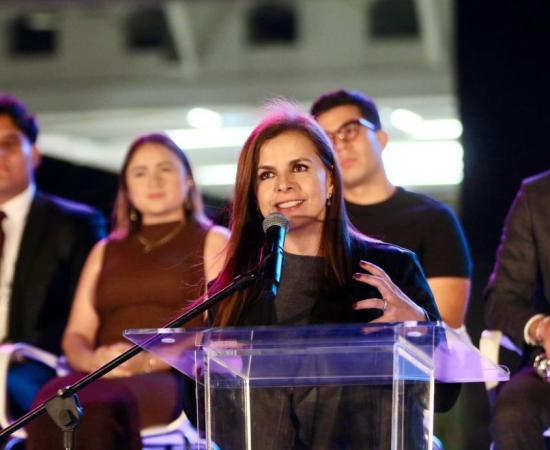 Mtra. Karla Alejandrina Planter Pérez, Rectora General de la Universidad de Guadalajara